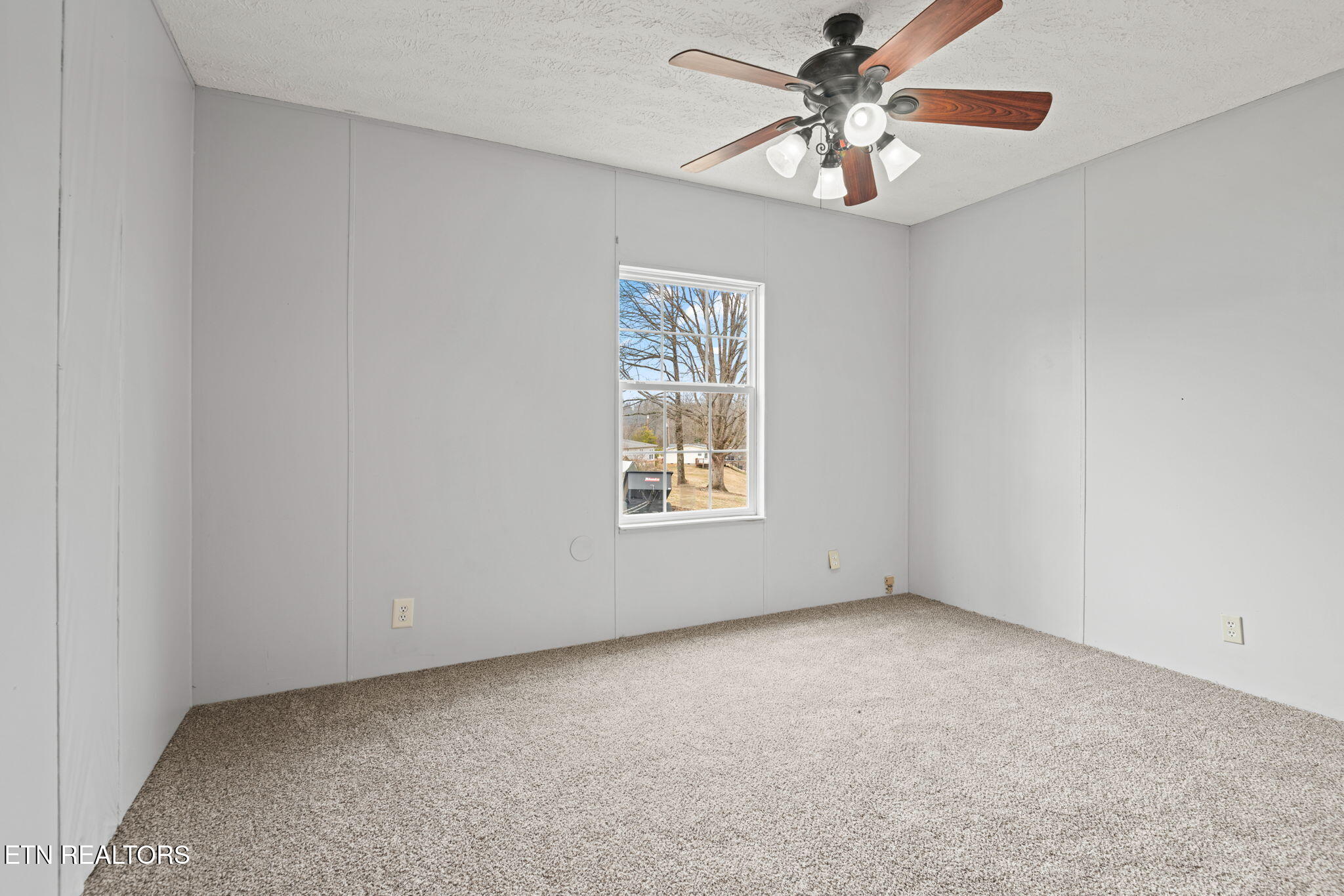 131 Moosetrail Lane Powell, TN 37849 - Photo 23 of 25 25-web-or-mls-131 Moosetrail-7215