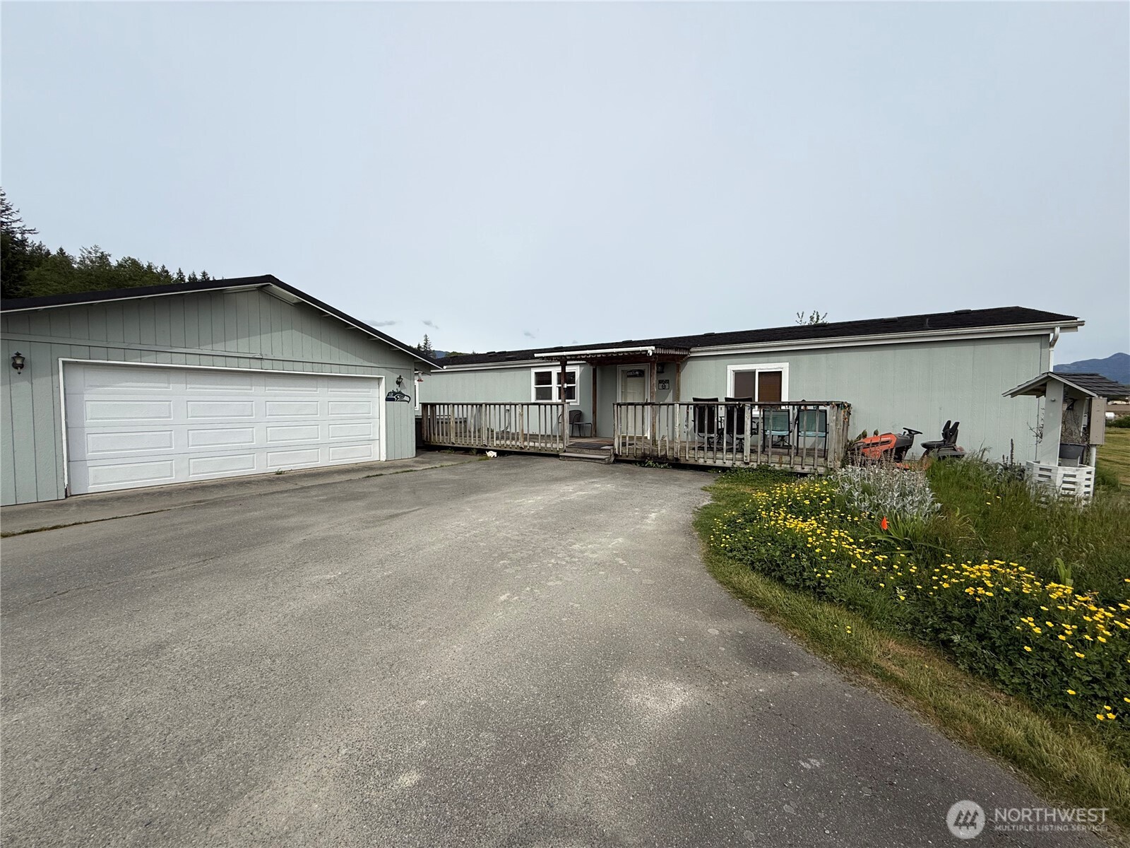 8713 F & S Grade Road Sedro-Woolley, WA 98284 - Photo 2 of 31 Gallery Image 2