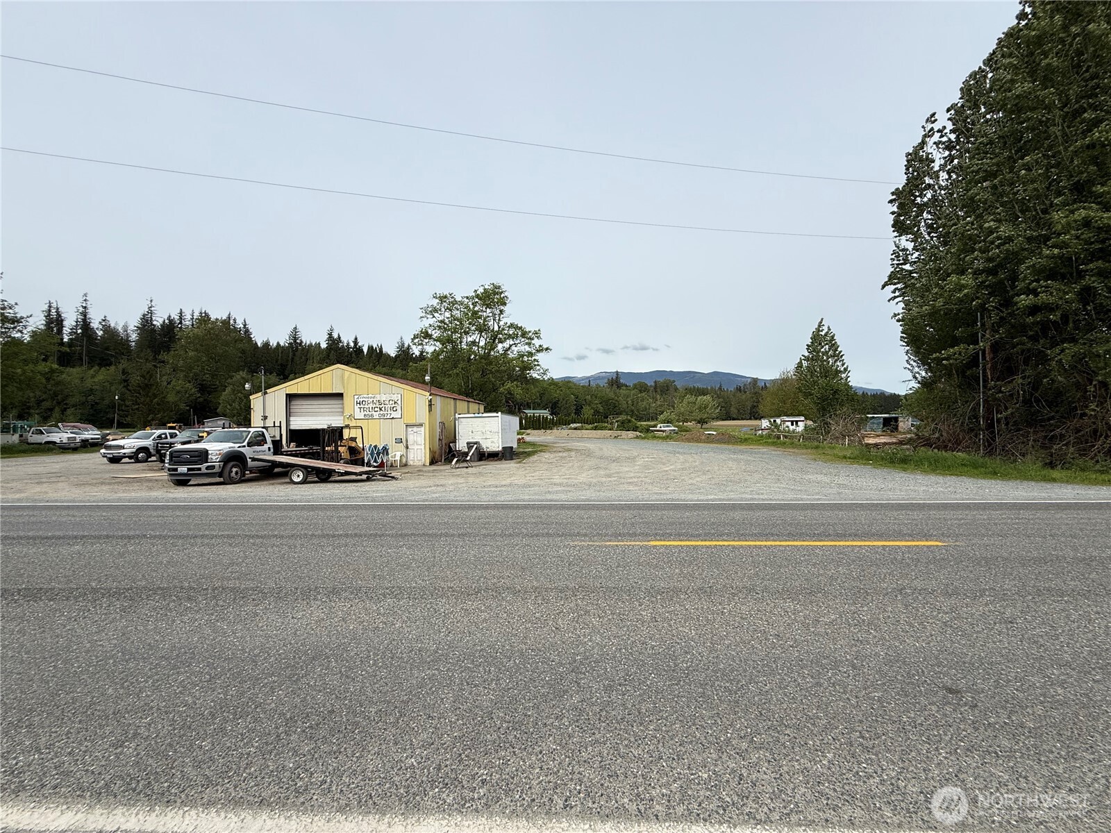 8713 F & S Grade Road Sedro-Woolley, WA 98284 - Photo 9 of 31 Gallery Image 9