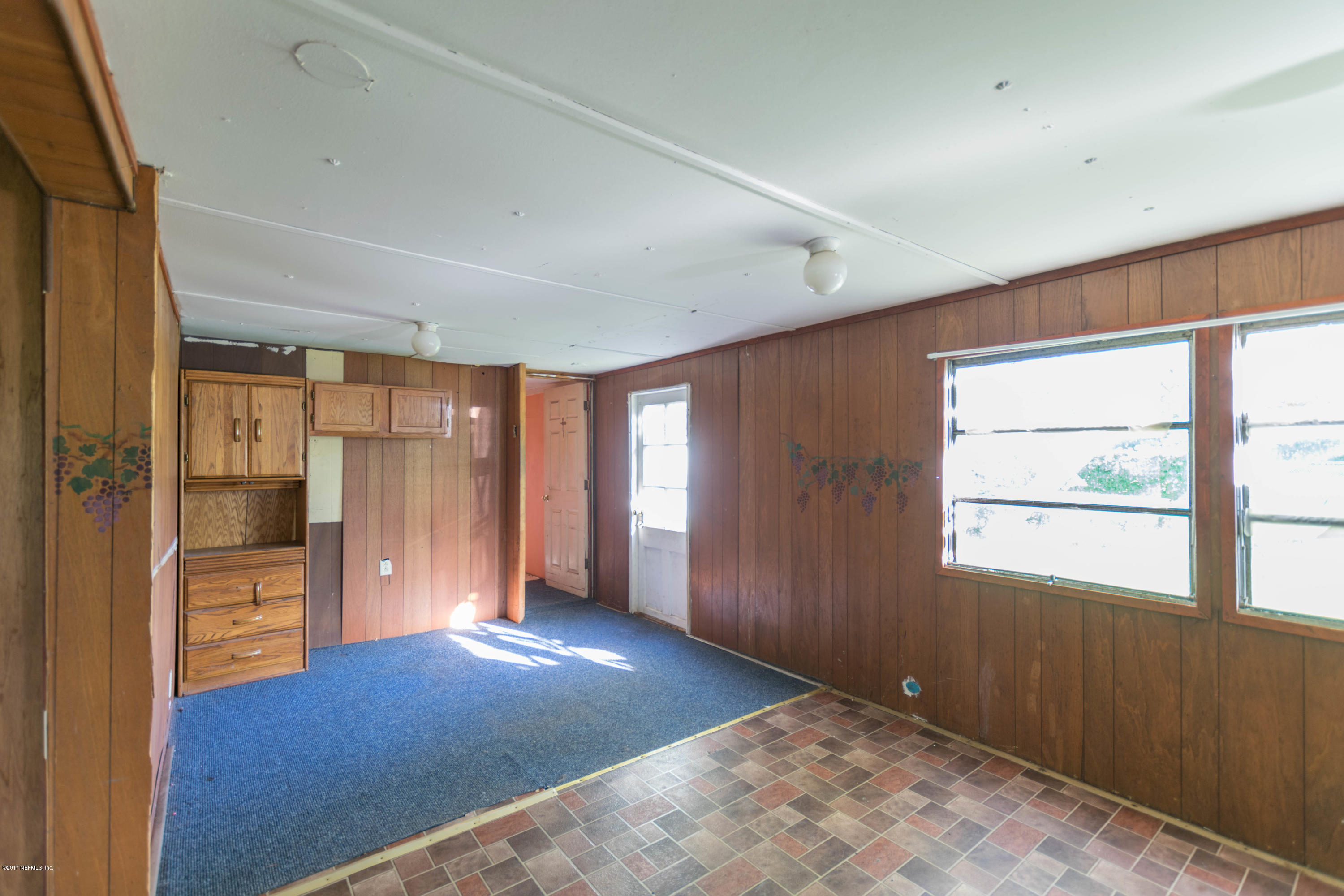 3713 Starratt Road Jacksonville, FL 32226 - Photo 5 of 11 a view of livingroom with hardwood