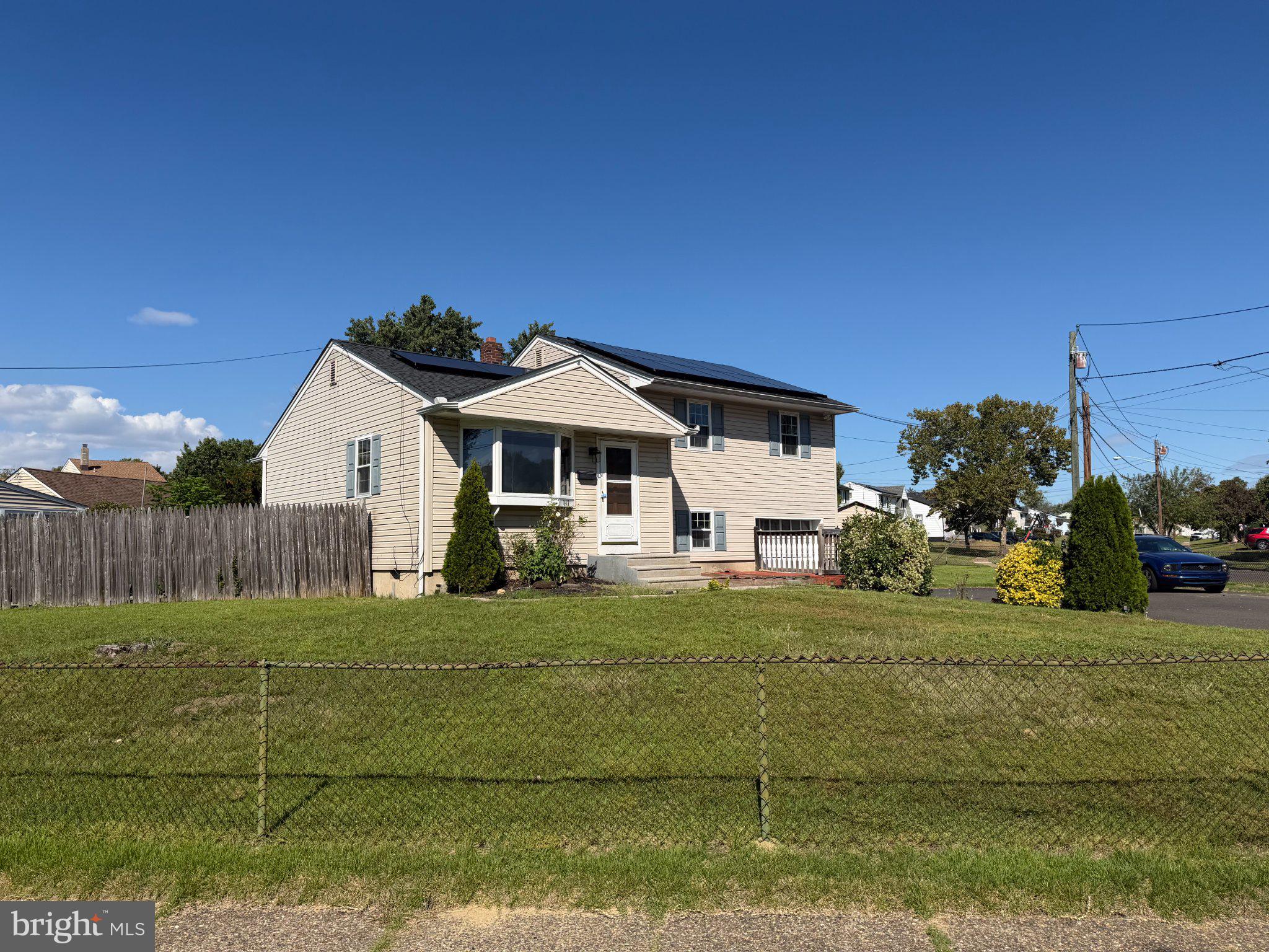 812 West 3rd Avenue Runnemede, NJ 08078 - Photo 3 of 22 Gallery Image 3