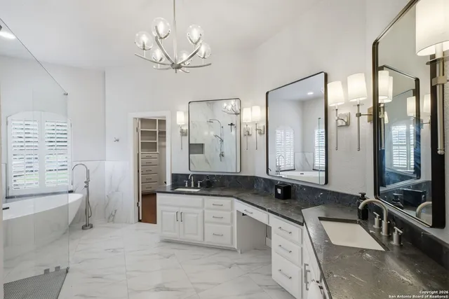 $1,150,000 | 9610 Trophy Oaks Drive, San Antonio, TX 78266