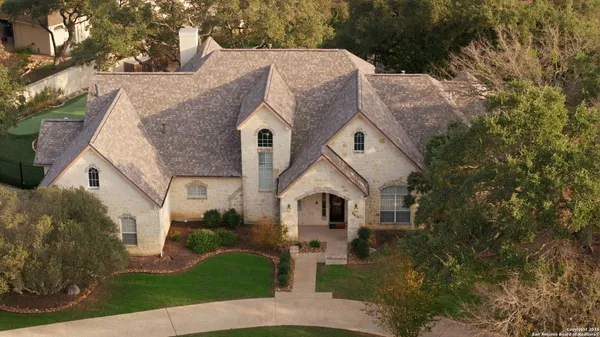 $1,050,000 | 9610 Trophy Oaks Drive, San Antonio, TX 78266