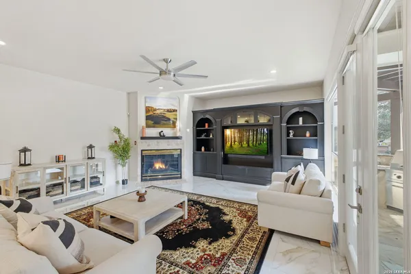 $1,050,000 | 9610 Trophy Oaks Drive, San Antonio, TX 78266