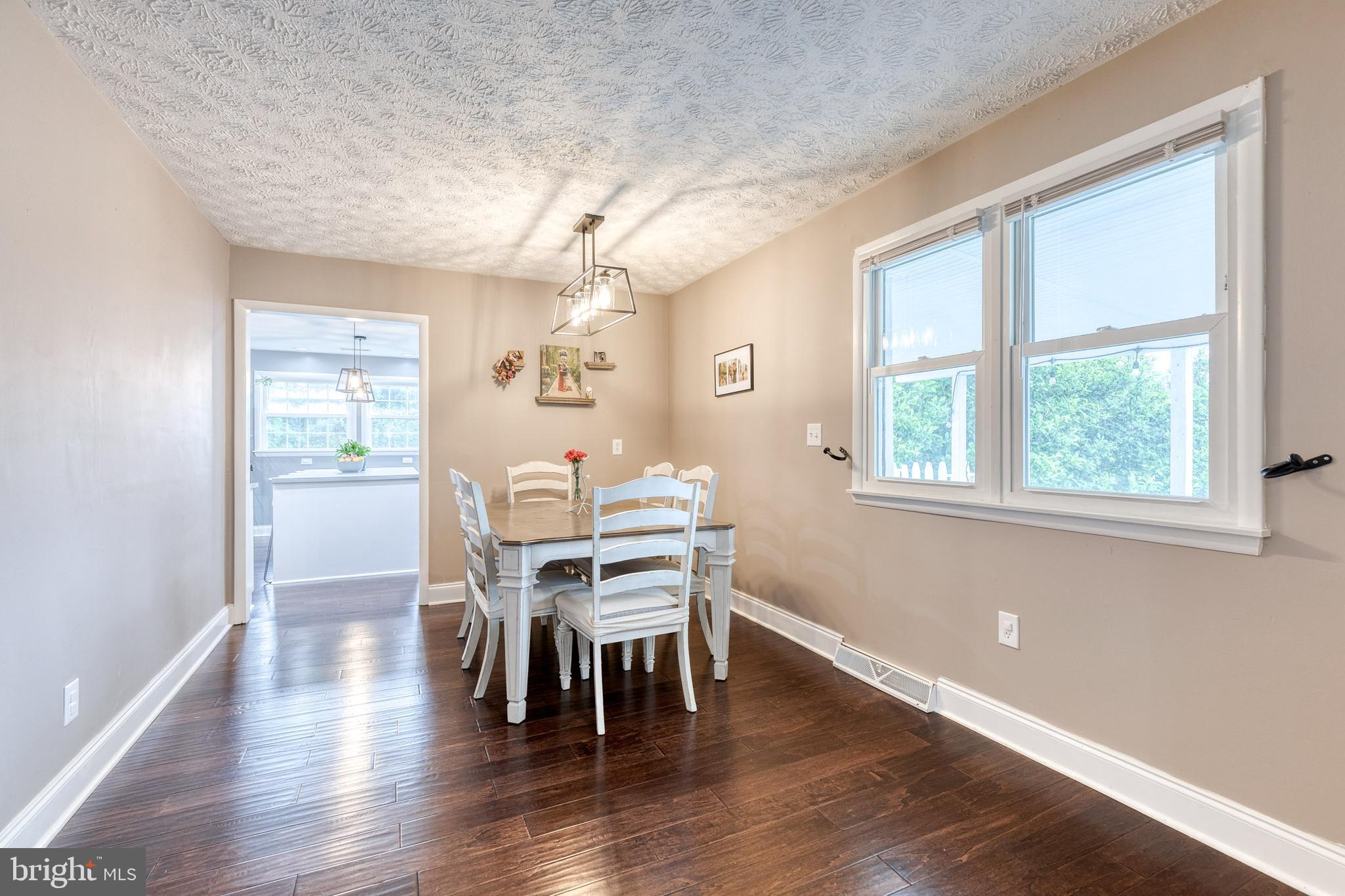 5145 Bartholow Road Sykesville, MD 21784 - Photo 5 of 42