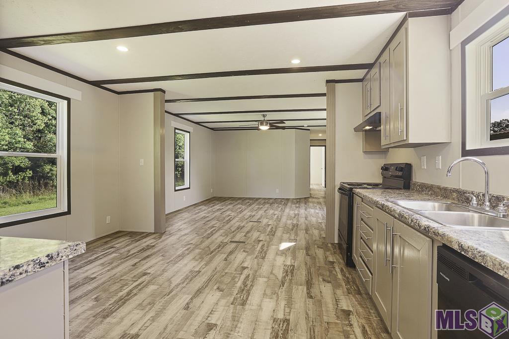 14401 Courtney Road, Unit 39 Walker, LA 70785 - Photo 4 of 16