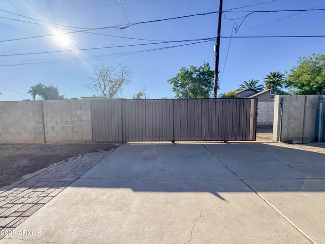 $1,399 | 1927 East Sheridan Street, Unit B, Phoenix, AZ 85006