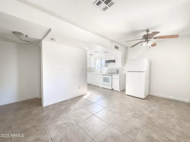 $1,399 | 1927 East Sheridan Street, Unit B, Phoenix, AZ 85006