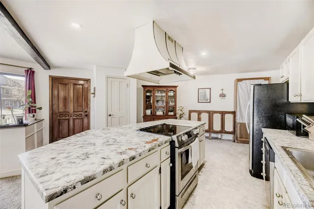 $385,000 | 8100 West Quincy Avenue, Unit G, Littleton, CO 80123