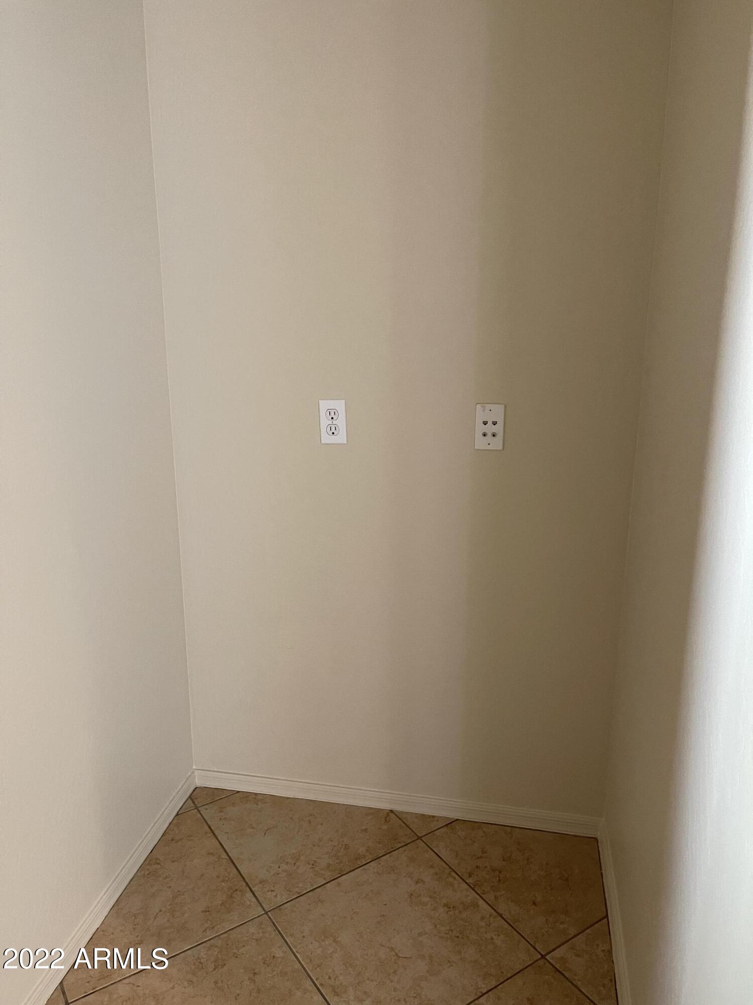 4628 East Blue Sage Road Gilbert, AZ 85297 - Photo 28 of 37 41015981-65B6-4EB1-822D-08E5AF1FB7F3