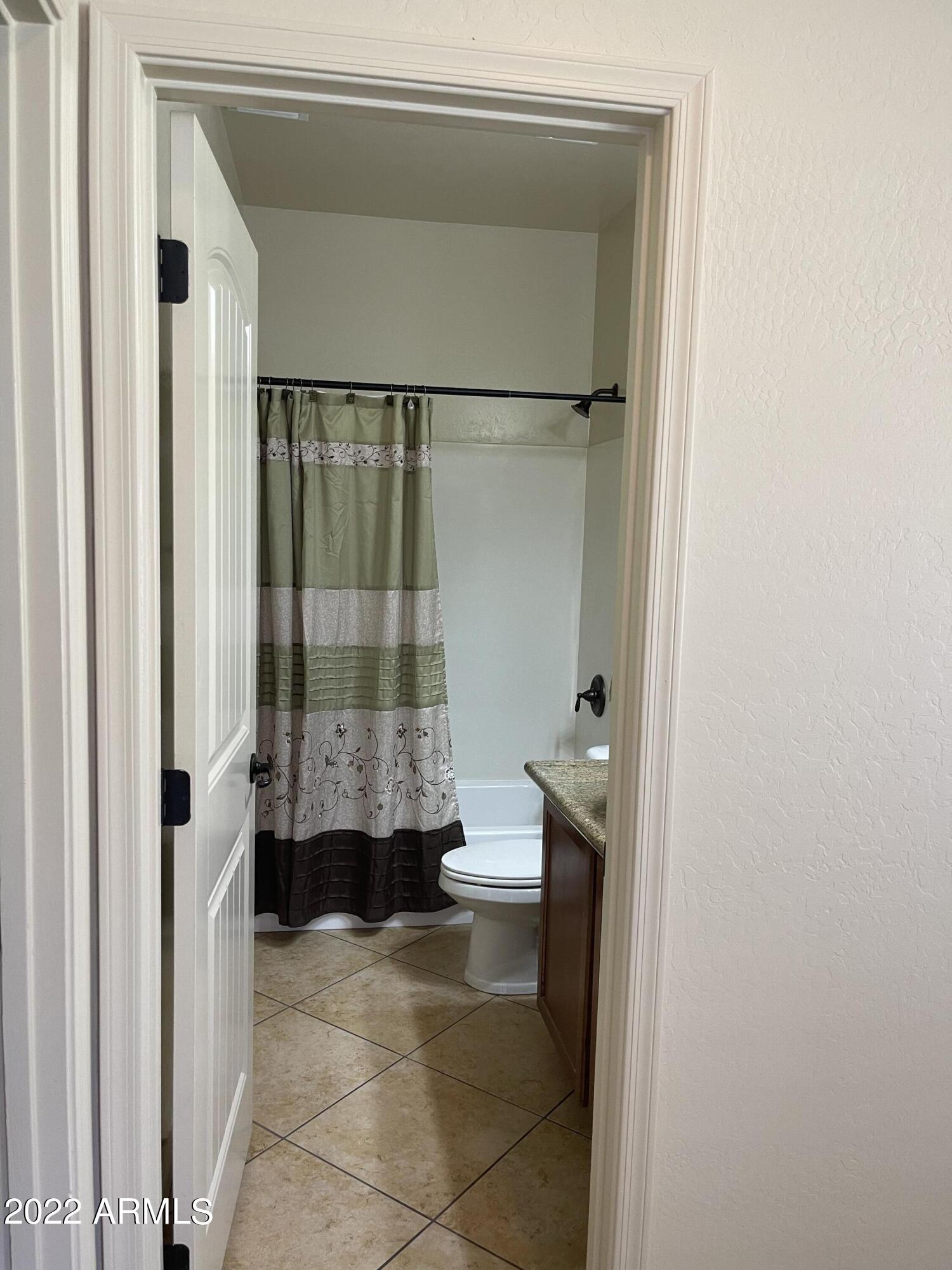 4628 East Blue Sage Road Gilbert, AZ 85297 - Photo 34 of 37 D5B3AD9D-A930-4BB2-9162-BD76346E6AA7