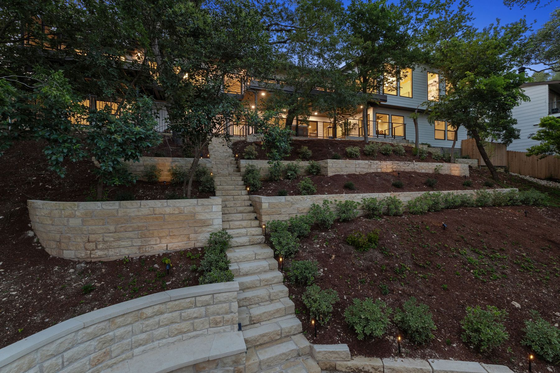 5403 Ridge Oak Drive Austin, TX 78731 - Photo 4 of 40