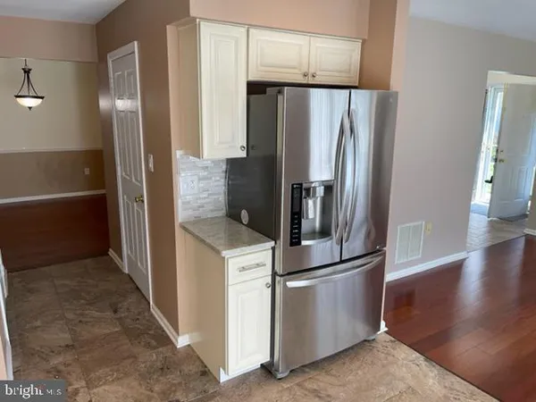 $2,800 | 2408 Stokes Road, Mount Laurel, NJ 08054