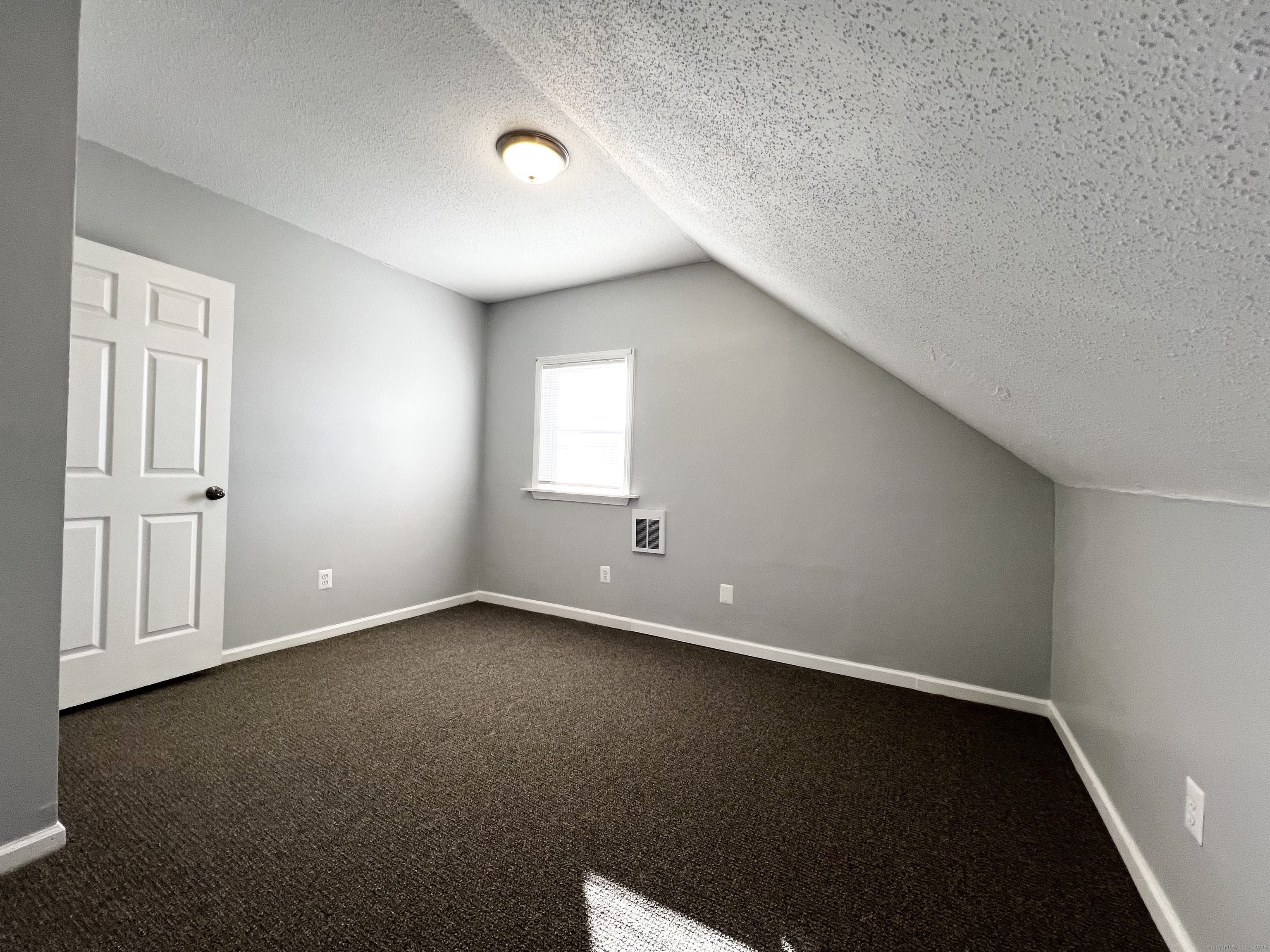 204 South Main Street, Unit 6 Middletown, CT 06457 - Photo 11 of 17