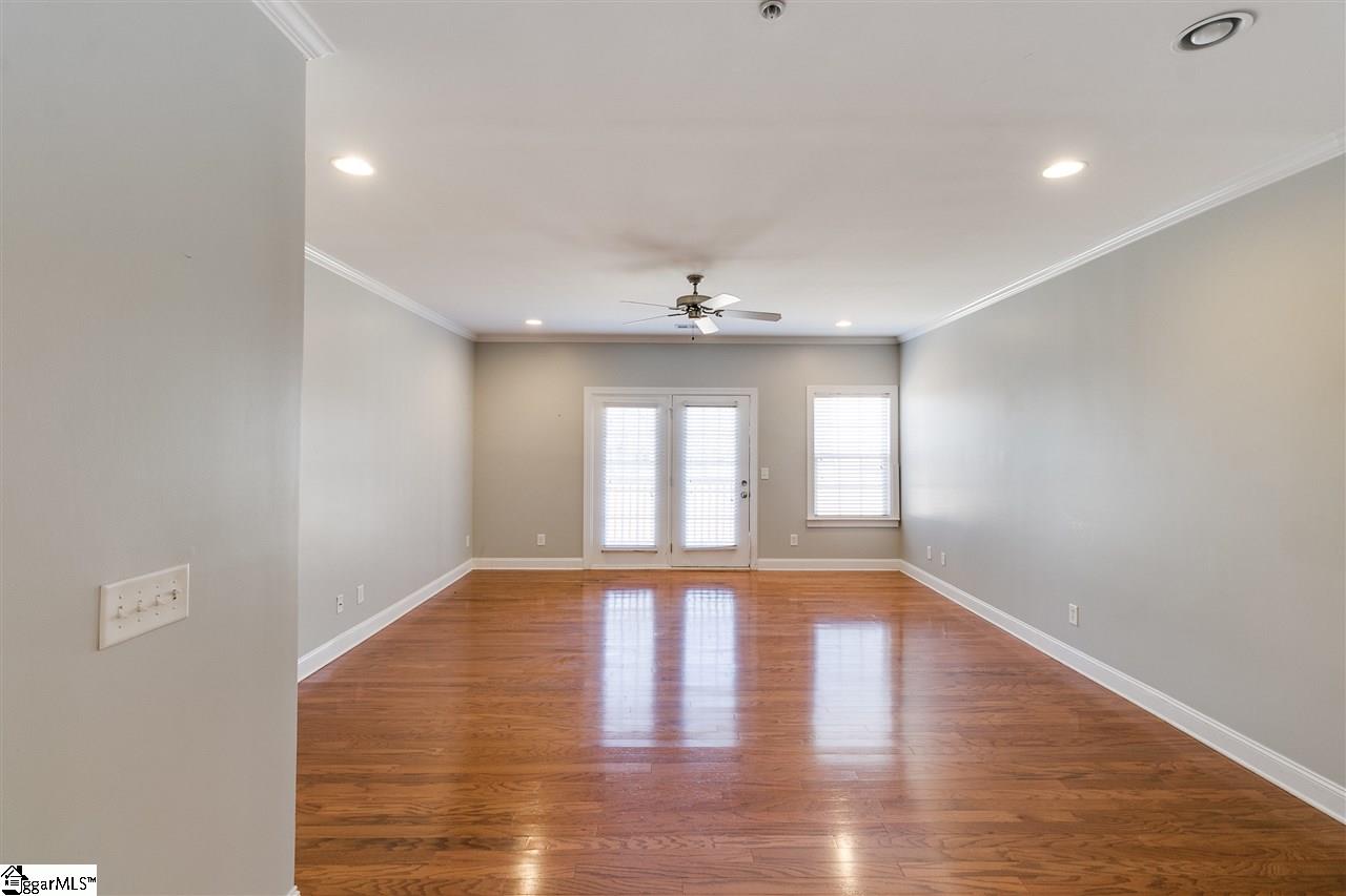 364 Easterlin Way Greenville, SC 29607 - Photo 11 of 32 Gallery Image 11
