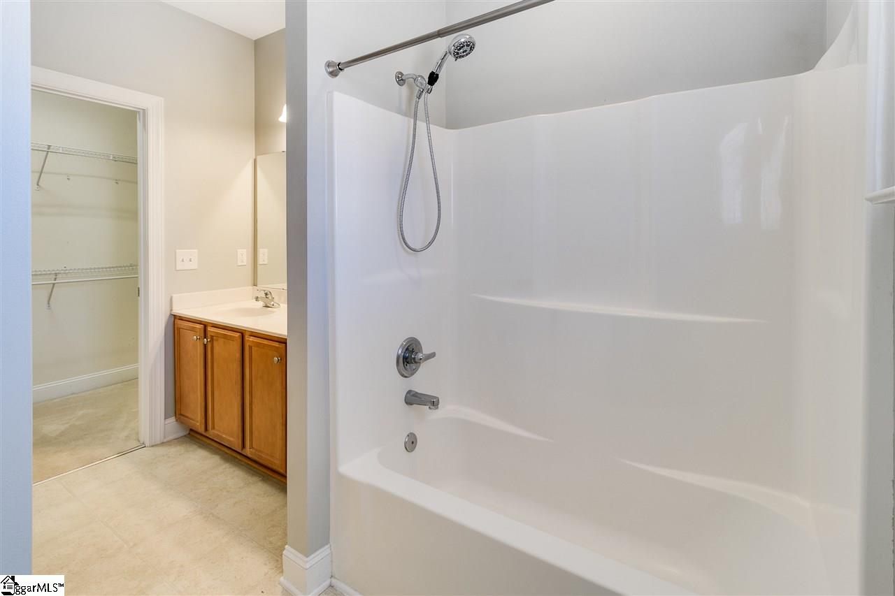364 Easterlin Way Greenville, SC 29607 - Photo 18 of 32 Gallery Image 18
