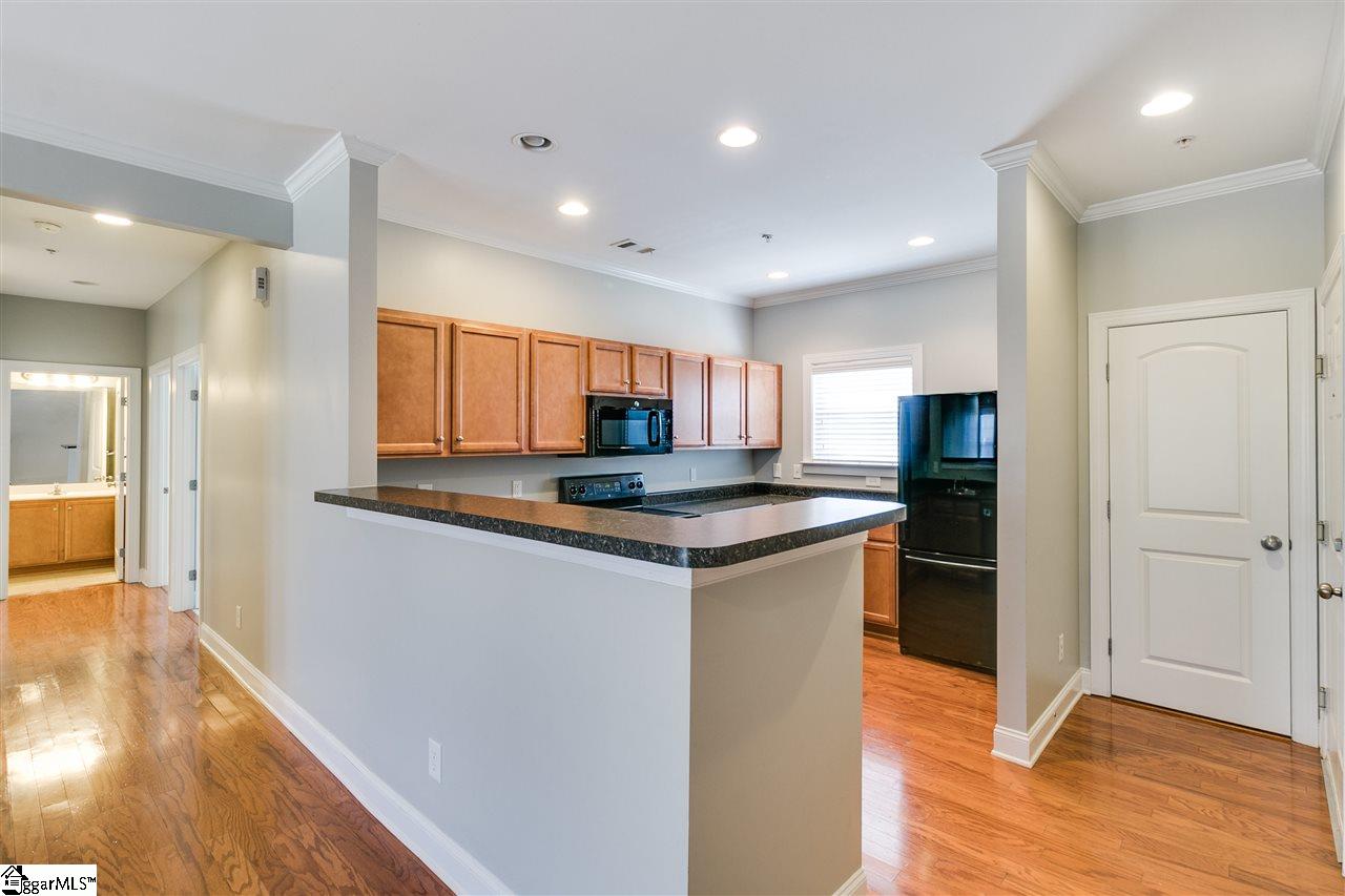 364 Easterlin Way Greenville, SC 29607 - Photo 6 of 32 Gallery Image 6