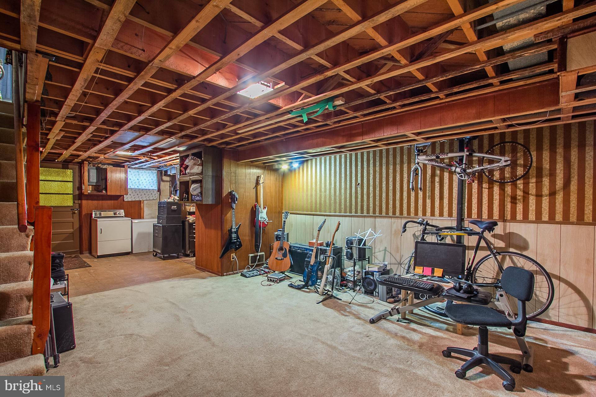 4444 Fenor Road Baltimore, MD 21227 - Photo 17 of 26 a view of a room with gym equipment