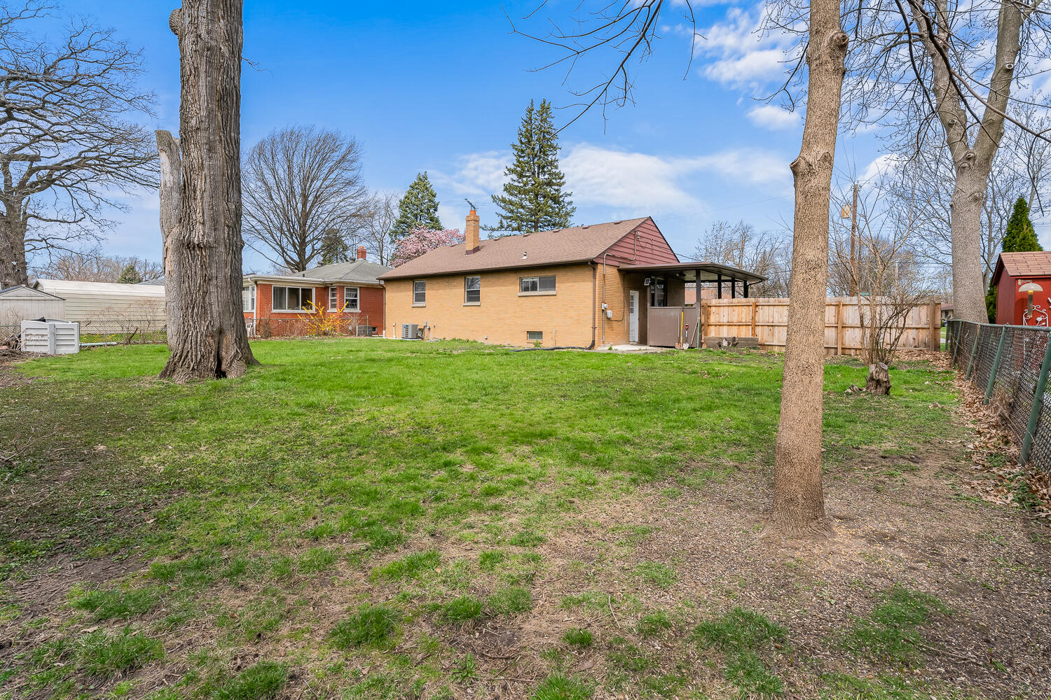 228 Southmoor Road Hammond, IN 46324 - Photo 24 of 31 1500x1000