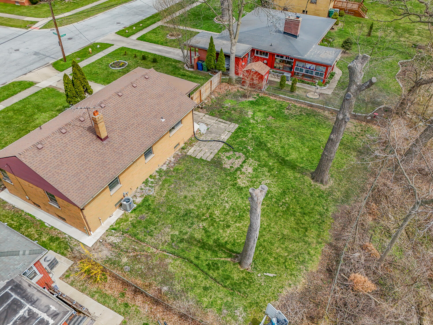 228 Southmoor Road Hammond, IN 46324 - Photo 26 of 31 1500x1125