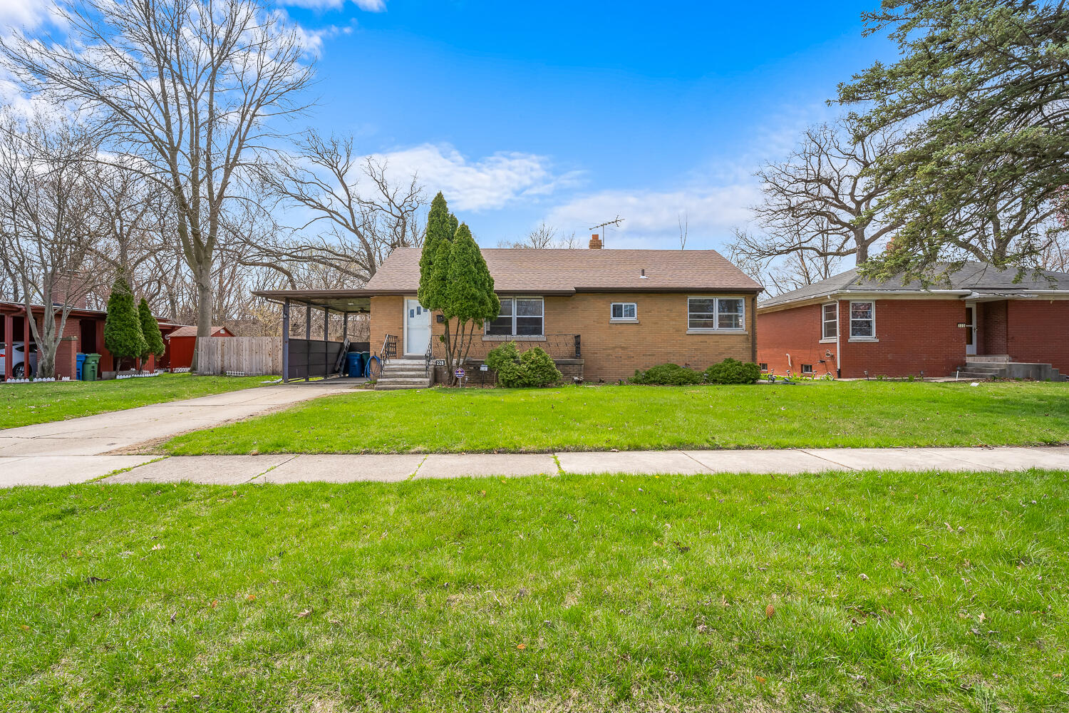 228 Southmoor Road Hammond, IN 46324 - Photo 5 of 31 1500x1000