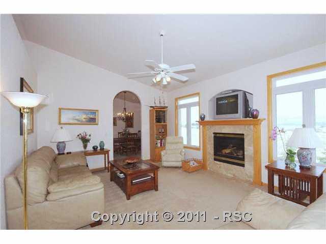 17820 New London Road Monument, CO 80132 - Photo 6 of 15 Gallery Image 6