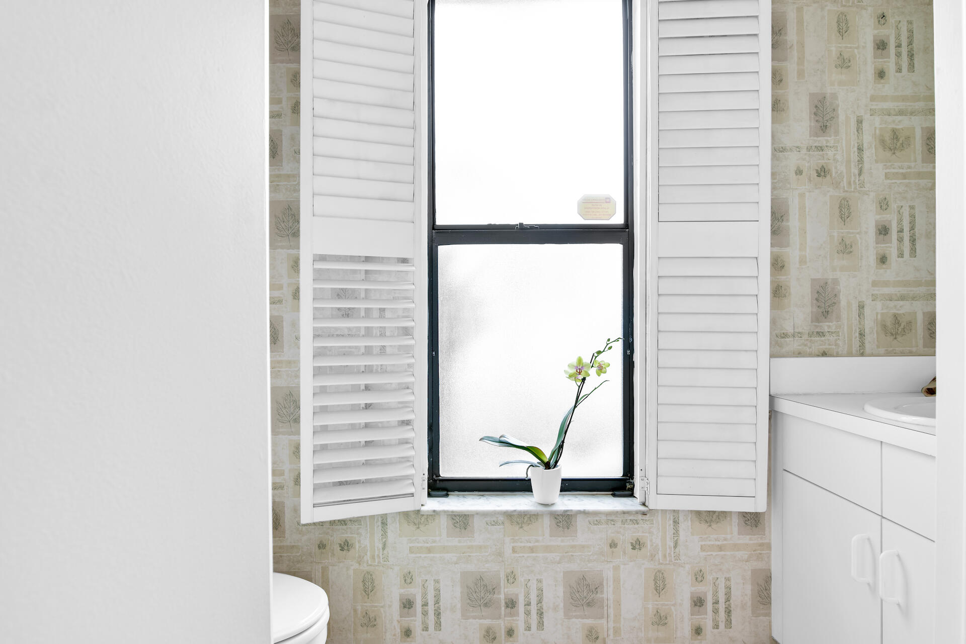 756 Mariners Way Boynton Beach, FL 33435 - Photo 37 of 66 Half Bath