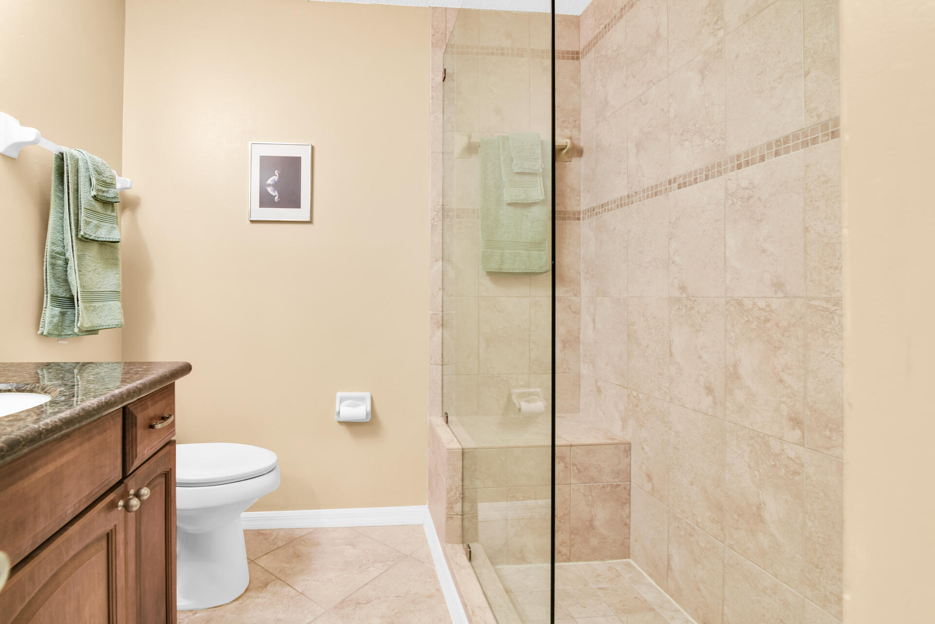 756 Mariners Way Boynton Beach, FL 33435 - Photo 50 of 66 Guest Bathroom