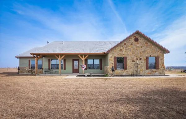 $1,300,000 | 851-877 County Road 455, Coupland, TX 78615
