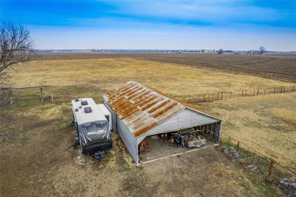 $1,300,000 | 851-877 County Road 455, Coupland, TX 78615