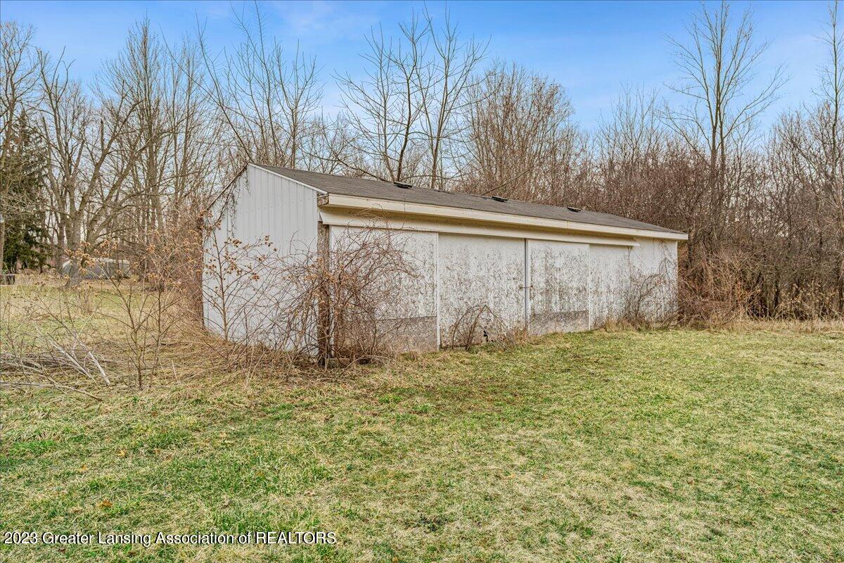 10553 Corcoran Road Haslett, MI 48840 - Photo 31 of 33 19-Media Jett-18