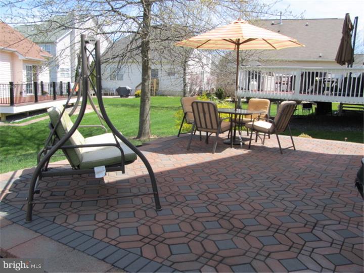 9 Vaccaro Road Lawrenceville, NJ 08648 - Photo 19 of 24 Patio