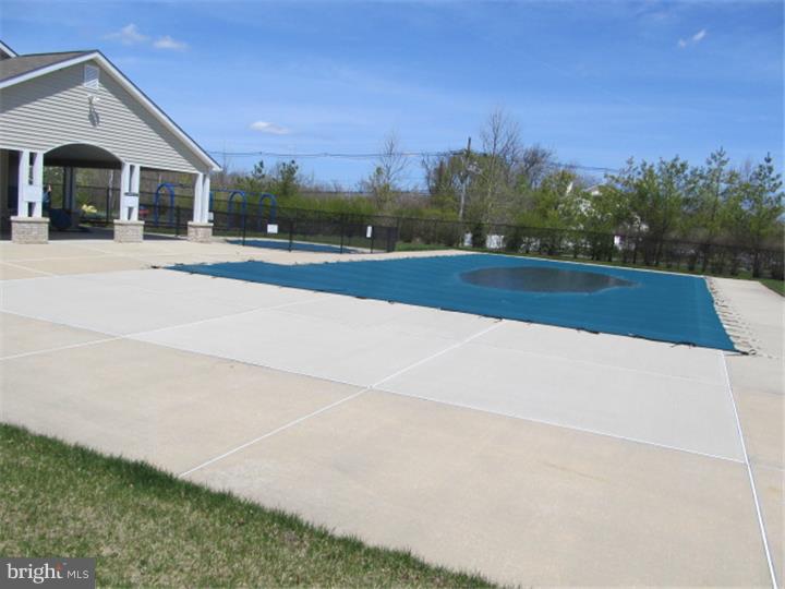 9 Vaccaro Road Lawrenceville, NJ 08648 - Photo 22 of 24 Pool