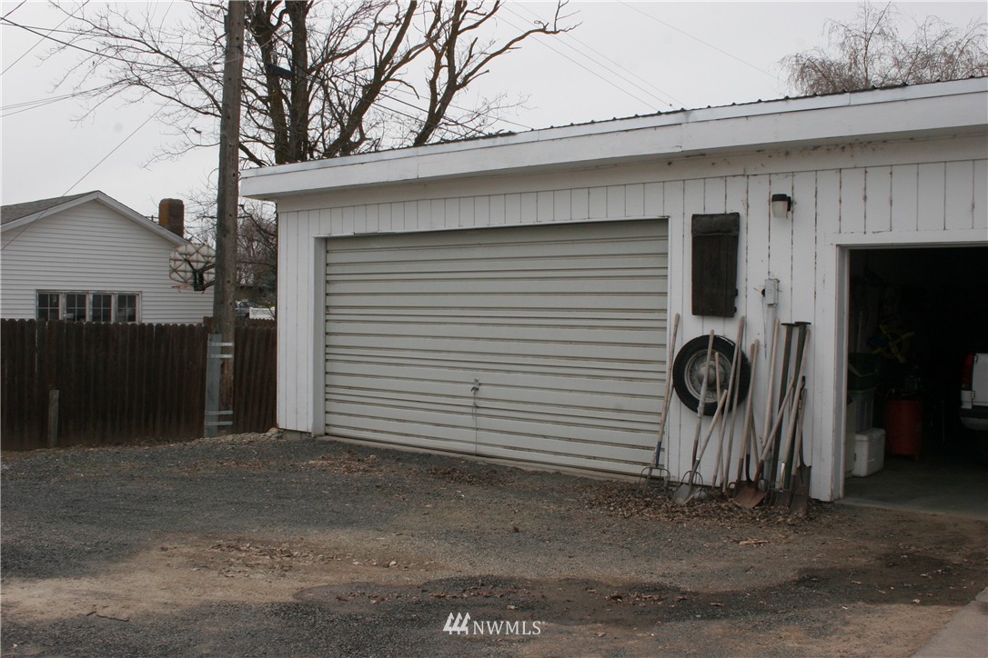 804 South Division Street Ritzville, WA 99169 - Photo 8 of 24
