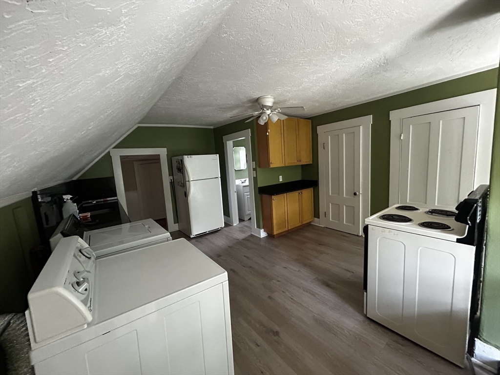 41 Hayden Rowe Street, Unit 2 Hopkinton, MA 01748 - Photo 9 of 16
