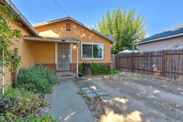 $365,000 | 343 South Avenue, Sacramento, CA 95838