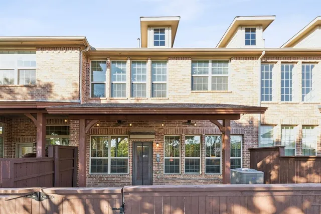 $2,600 | 6210 Eagle Nest Drive, Garland, TX 75044