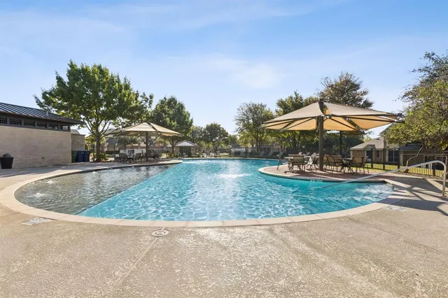 $2,600 | 6210 Eagle Nest Drive, Garland, TX 75044