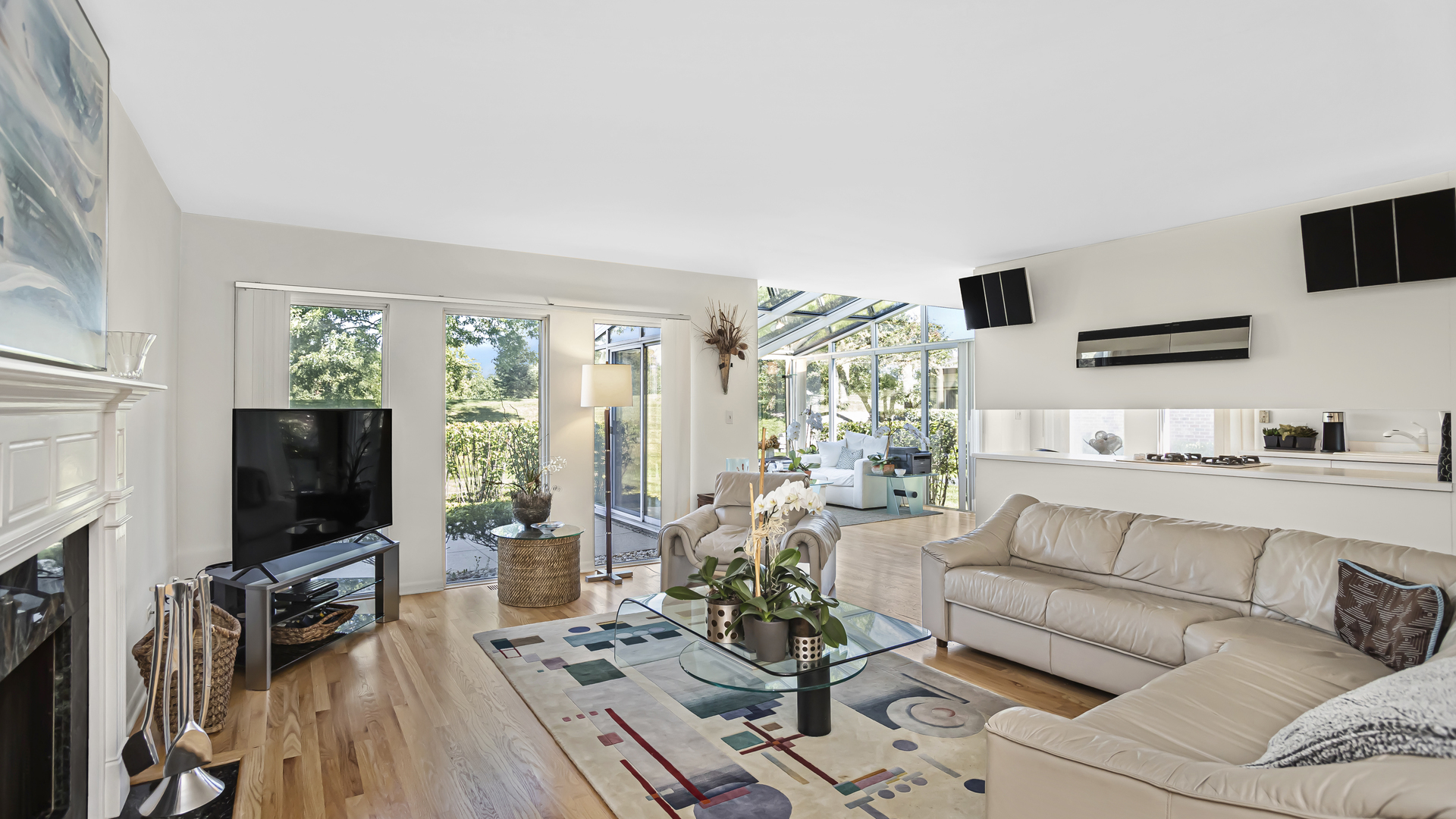 411 Milford Road Deerfield, IL 60015 - Photo 5 of 37