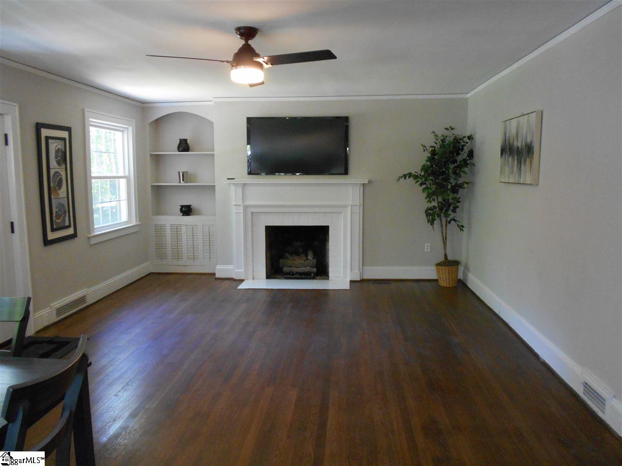 220 Brookside Road Spartanburg, SC 29301 - Photo 2 of 25 Gallery Image 2