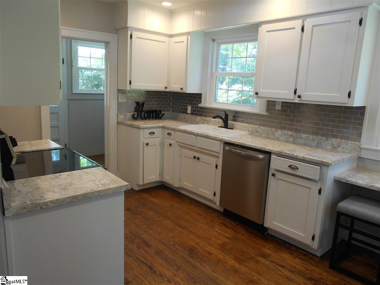 220 Brookside Road Spartanburg, SC 29301 - Photo 6 of 25 Gallery Image 6