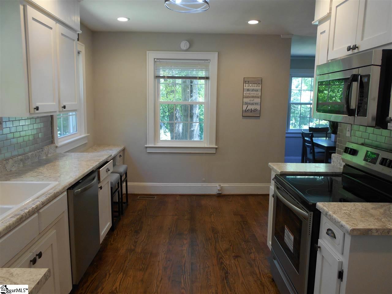 220 Brookside Road Spartanburg, SC 29301 - Photo 8 of 25 Gallery Image 8