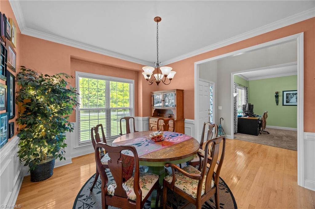 7812 Wilson Farm Road Summerfield, NC 27358 - Photo 6 of 50 Dining room