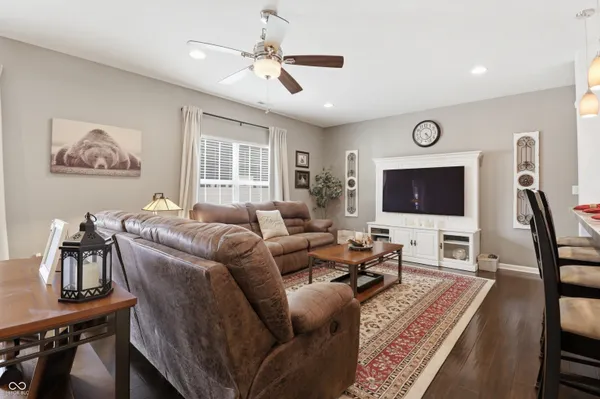 $379,000 | 1689 Maplewood Lane, Pendleton, IN 46064