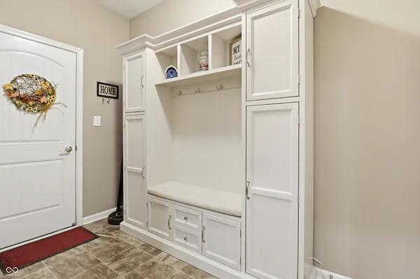 $379,000 | 1689 Maplewood Lane, Pendleton, IN 46064