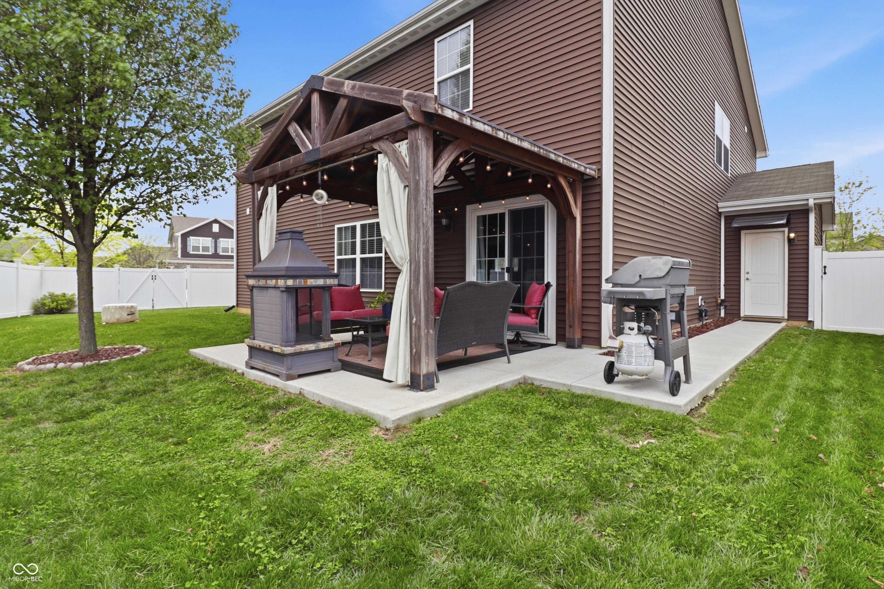 1689 Maplewood Lane Pendleton, IN 46064 - Photo 33 of 36