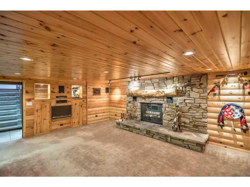 6127 Garvers Ferry Road Leechburg, PA 15656 - Photo 6 of 15 Family Room.