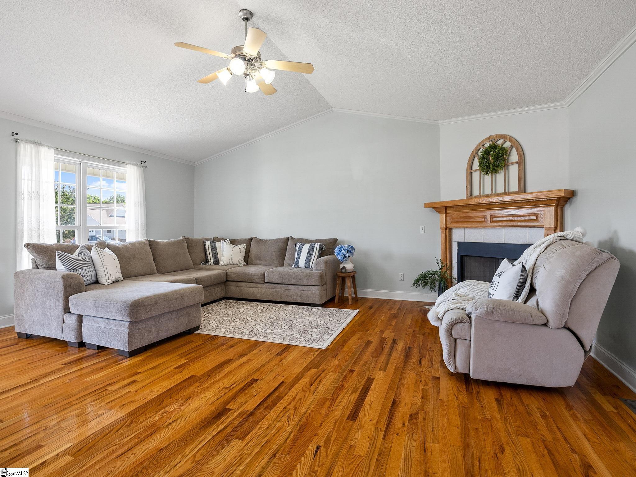 320 Mollys Way Inman, SC 29349 - Photo 8 of 31