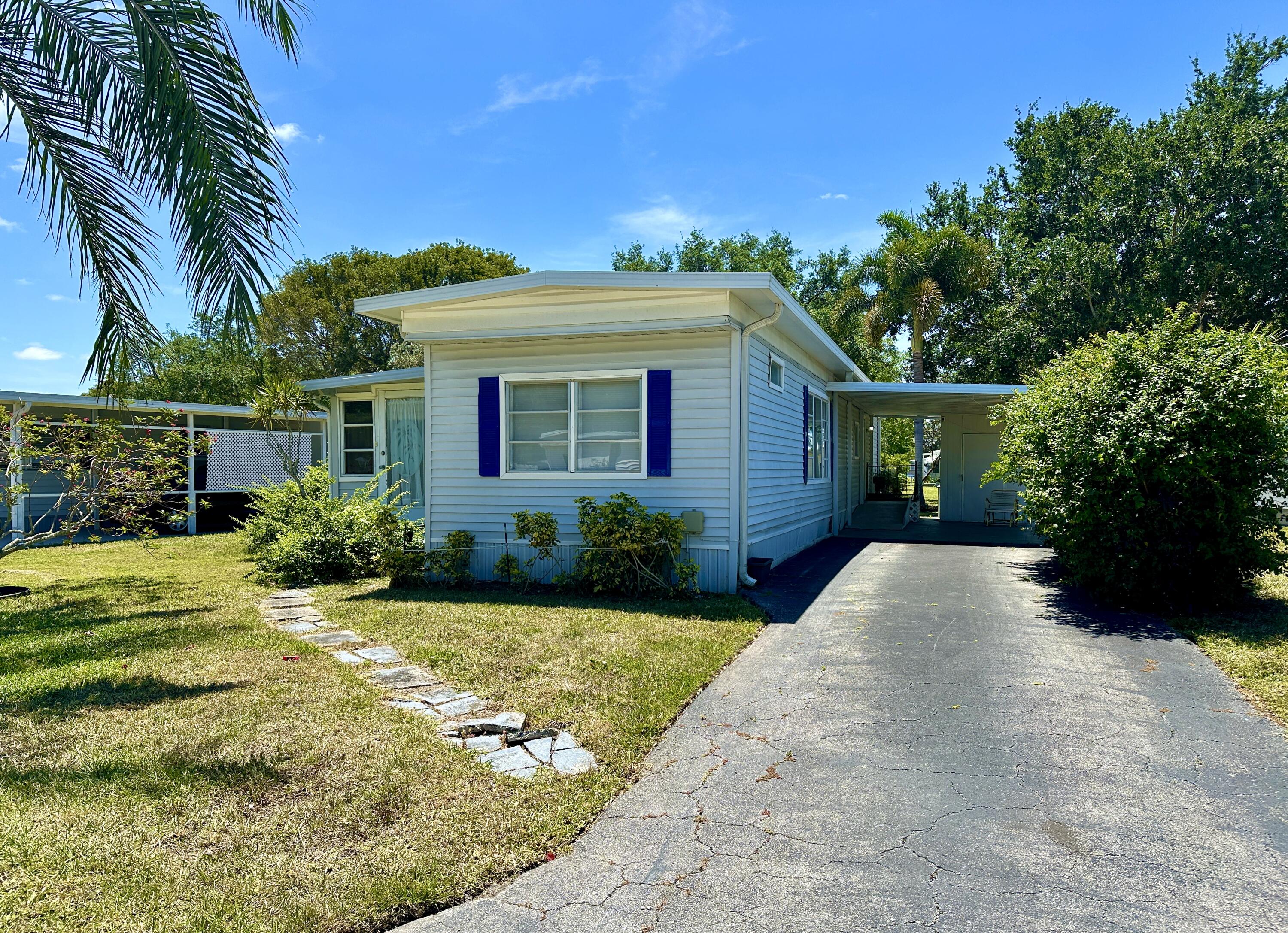 8290 East Club Road Boca Raton, FL 33433 - Photo 1 of 27 front