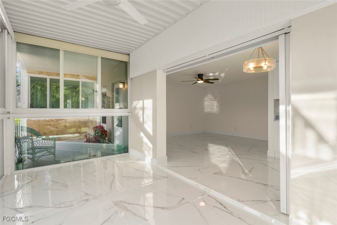 561 Periwinkle Way, Unit E4 Sanibel, FL 33957 - Photo 18 of 32
